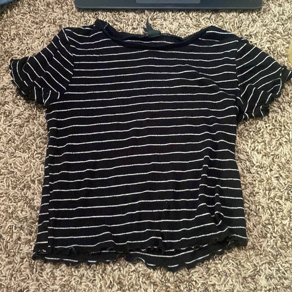 Wild Fable ; shirt or crop top size - XS